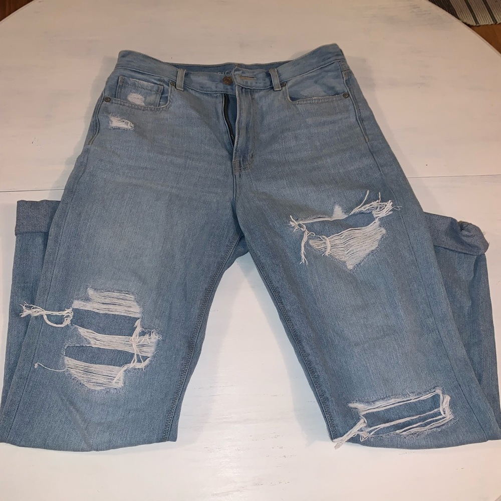 American eagle mom jeans